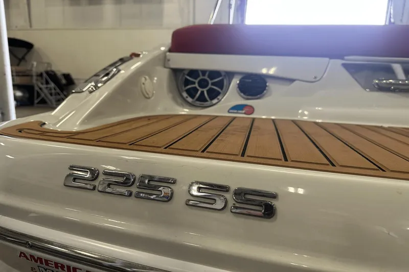 Slide: The Image of Crownline Boats 225 SS 2019 - 30