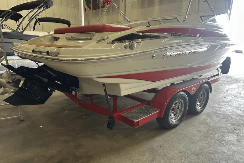 Slide: The Image of Crownline Boats 225 SS 2019 - 4