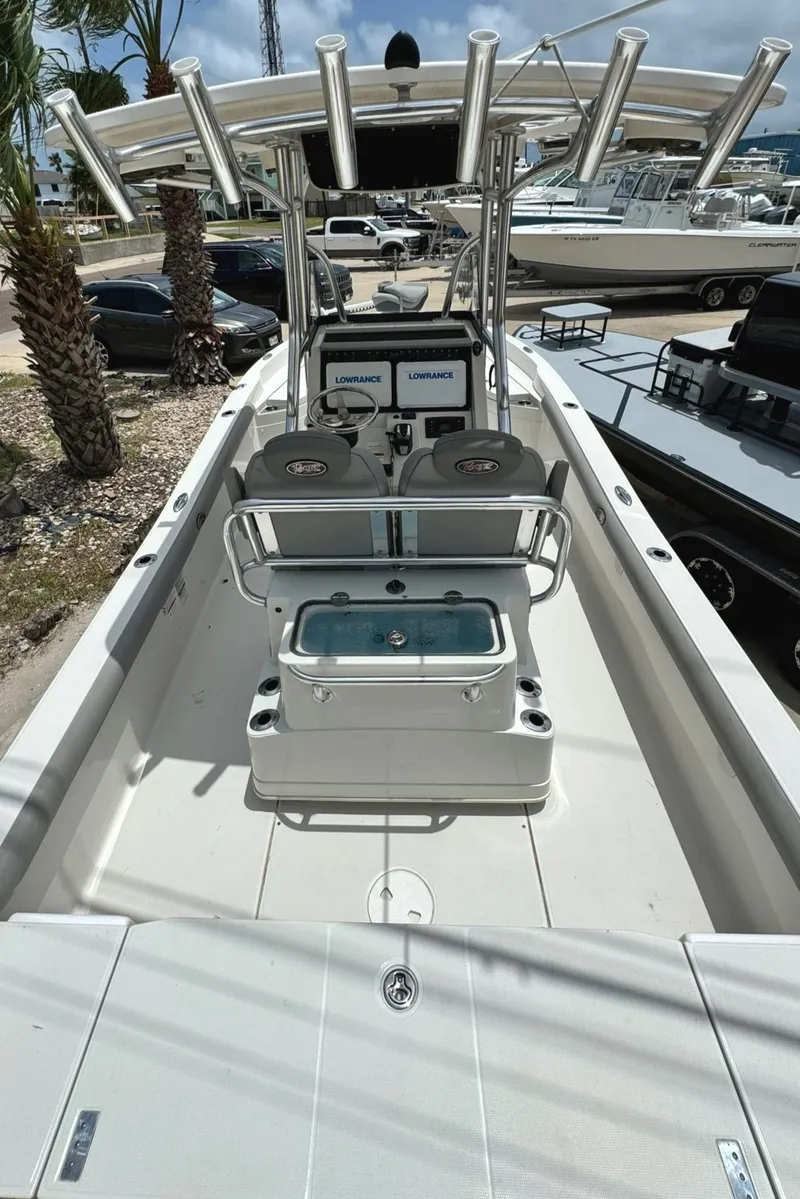 Slide: The Image of 2016 Ranger 2510 Bay Ranger boat with dual Lowrance displays and spacious deck. - 10