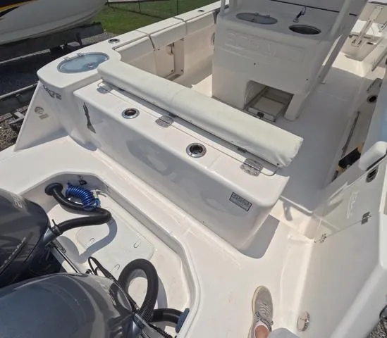 Slide: The Image of Robalo r272 2021 - 10