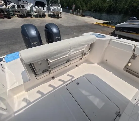 Slide: The Image of Robalo r272 2021 - 12