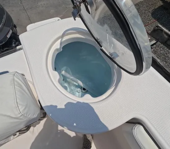 Slide: The Image of Robalo r272 2021 - 17