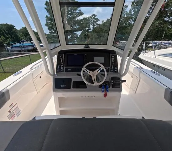 Slide: The Image of Robalo r272 2021 - 24