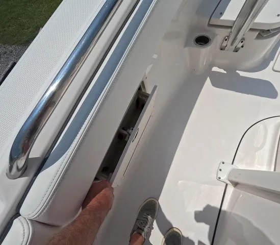 Slide: The Image of Robalo r272 2021 - 31