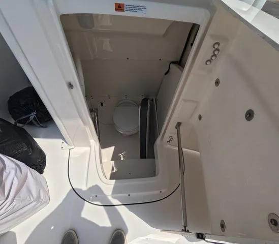 Slide: The Image of Robalo r272 2021 - 39