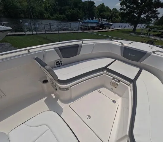 Slide: The Image of Robalo r272 2021 - 43