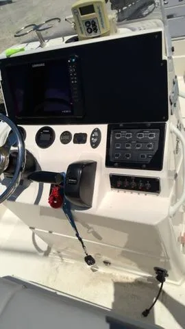 Slide: The Image of Skeeter SX230 2018 - 7