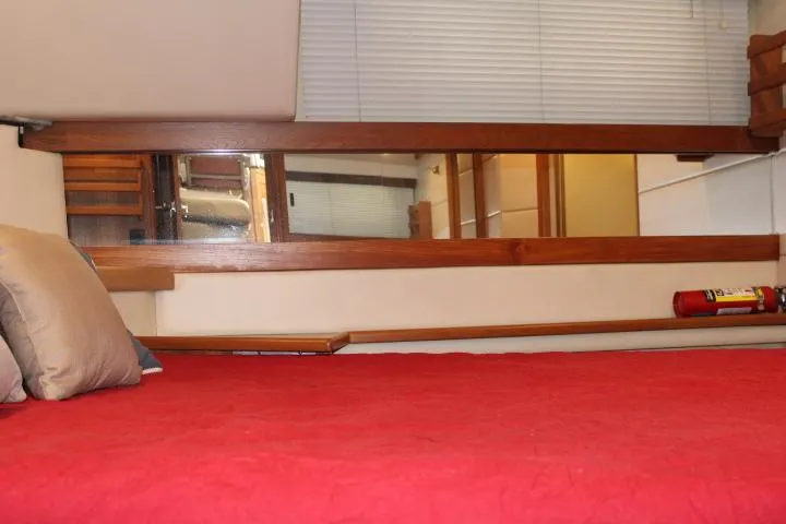 Slide: The Image of Bayliner 4087 Aft Cabin Motoryacht 1997 - 53