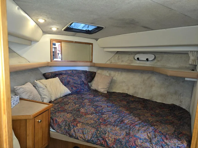 Slide: The Image of Bayliner 4087 Aft Cabin Motoryacht 1997 - 65