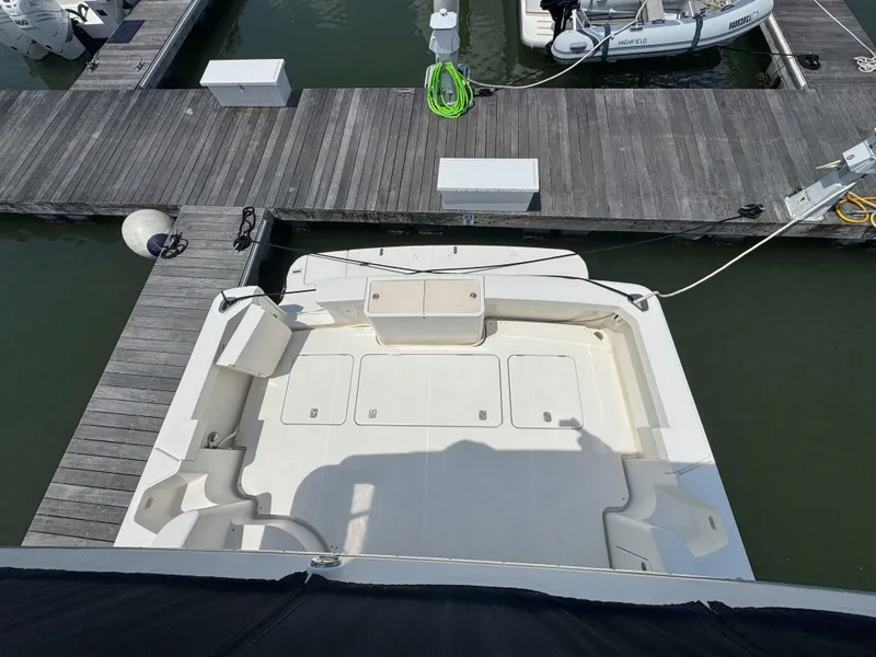 Slide: The Image of Silverton 48 Convertible 2004 - 12