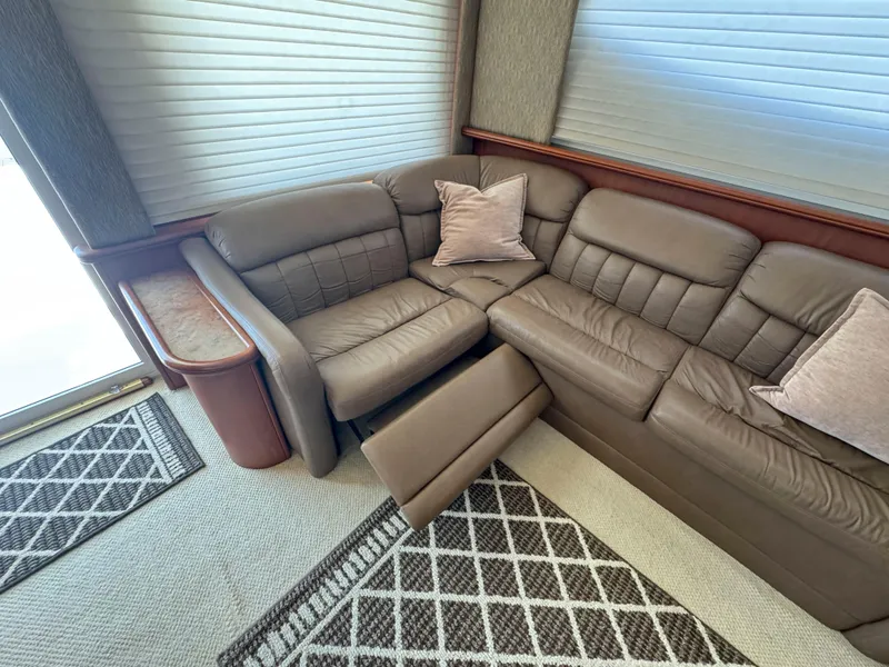 Slide: The Image of Silverton 48 Convertible 2004 - 32