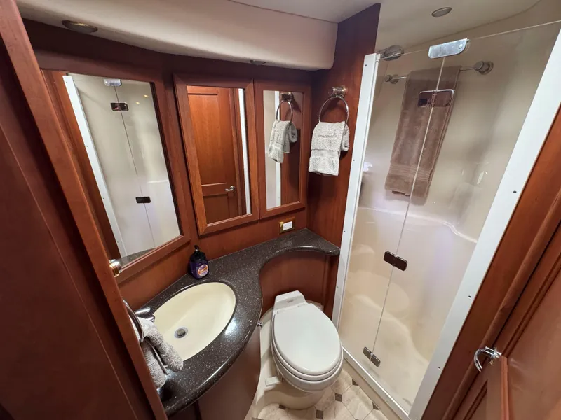 Slide: The Image of Silverton 48 Convertible 2004 - 36