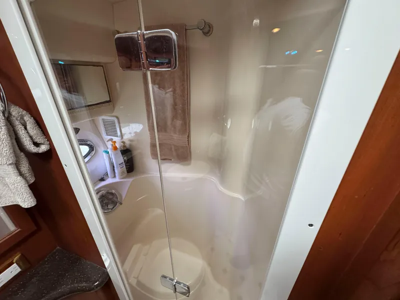 Slide: The Image of Silverton 48 Convertible 2004 - 37