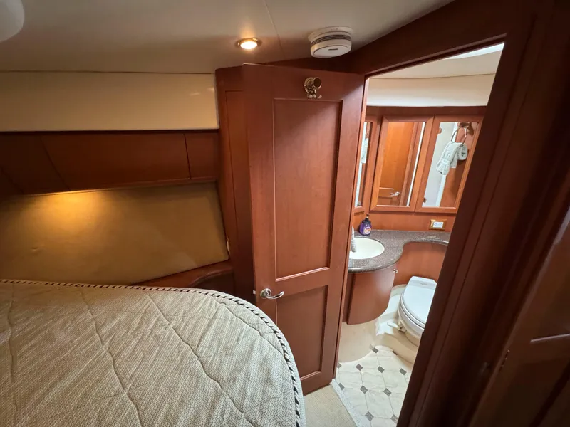 Slide: The Image of Silverton 48 Convertible 2004 - 38