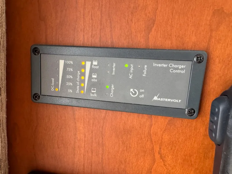 Slide: The Image of Silverton 48 Convertible 2004 - 47