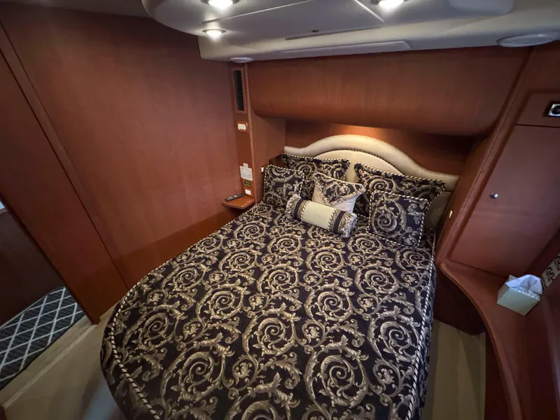 Slide: The Image of Silverton 48 Convertible 2004 - 52