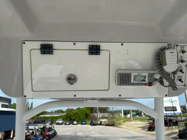 Slide: The Image of Sea Pro 219 Deep V CC 2020 - 11