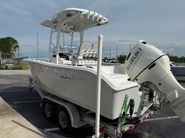 Slide: The Image of Sea Pro 219 Deep V CC 2020 - 5