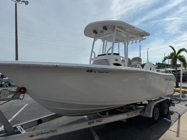 Slide: The Image of Sea Pro 219 Deep V CC 2020 - 6