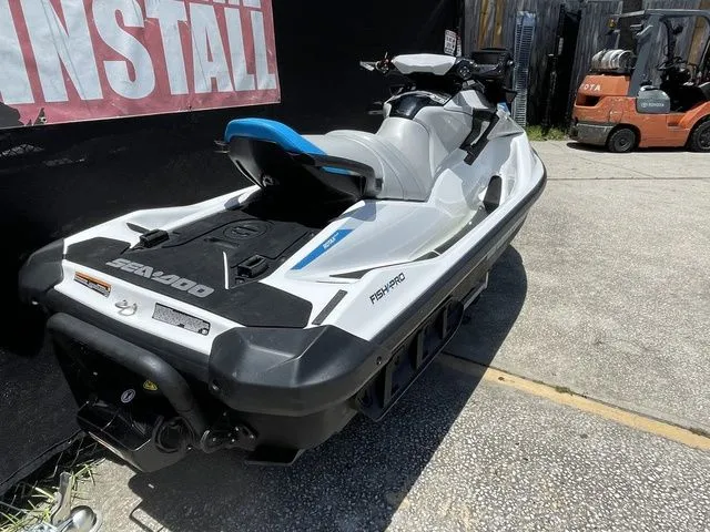 Slide: The Image of Sea-Doo FISH PRO 2022 - 5