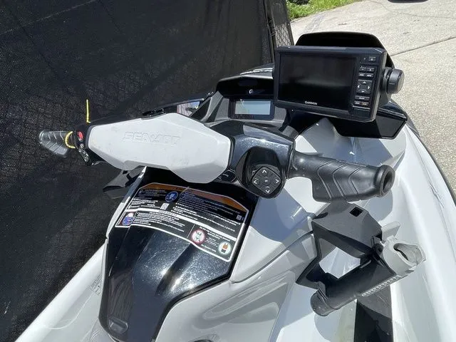 Slide: The Image of Sea-Doo FISH PRO 2022 - 6