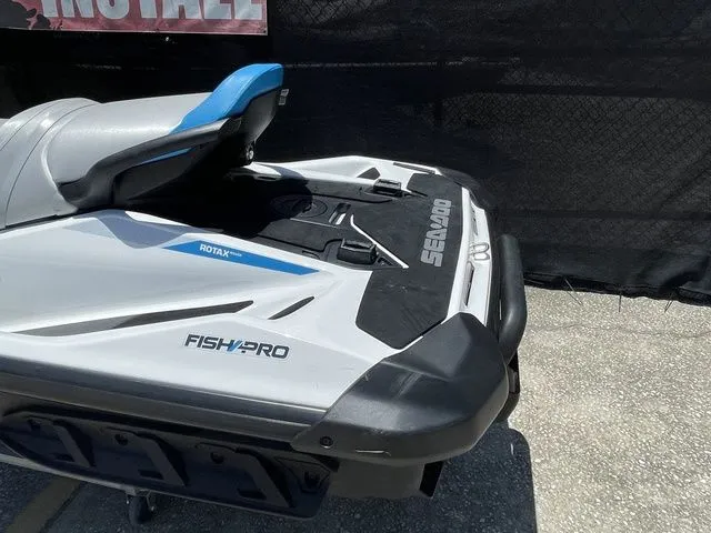 Slide: The Image of Sea-Doo FISH PRO 2022 - 9
