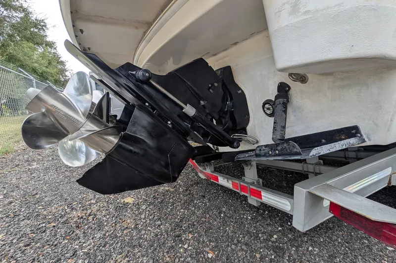 Slide: The Image of 2006 Formula 27 Performance Cruiser boat propeller and stern on a trailer. - 50