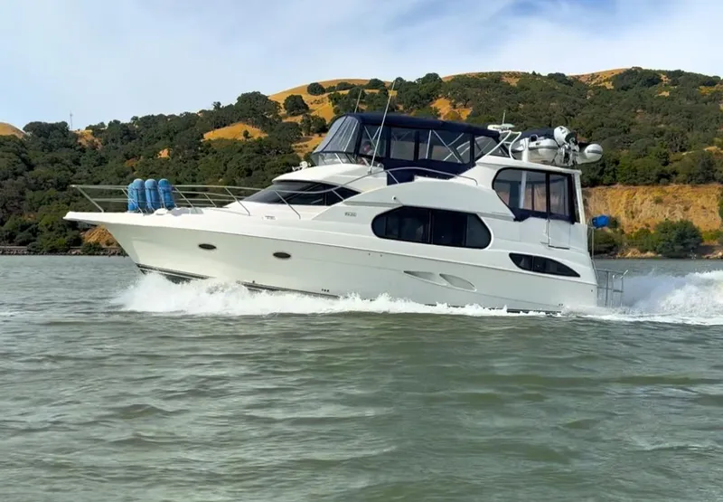 Slide: The Image of Silverton 43 Motor Yacht 2004 - 0