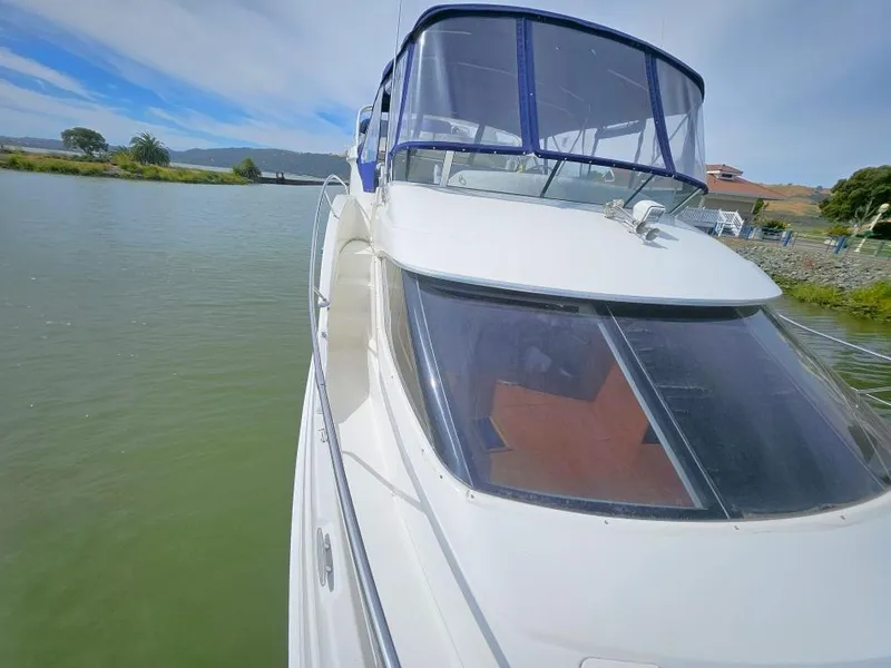 Slide: The Image of Silverton 43 Motor Yacht 2004 - 11