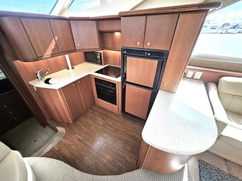 Slide: The Image of Silverton 43 Motor Yacht 2004 - 35