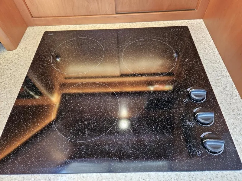 Slide: The Image of Silverton 43 Motor Yacht 2004 - 40