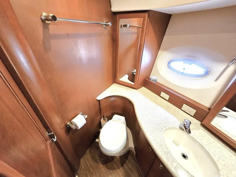 Slide: The Image of Silverton 43 Motor Yacht 2004 - 45