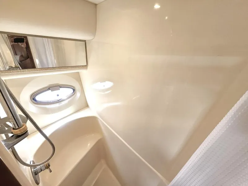 Slide: The Image of Silverton 43 Motor Yacht 2004 - 46