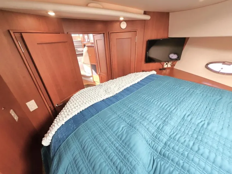 Slide: The Image of Silverton 43 Motor Yacht 2004 - 49