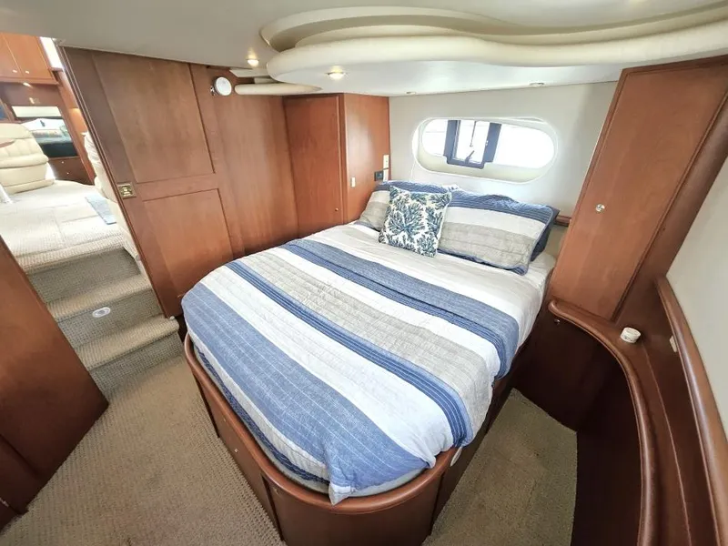 Slide: The Image of Silverton 43 Motor Yacht 2004 - 52