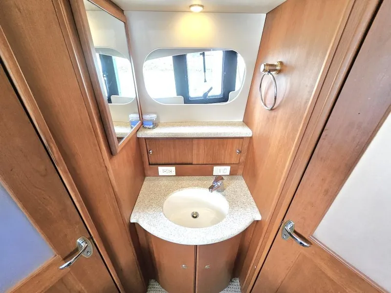 Slide: The Image of Silverton 43 Motor Yacht 2004 - 56