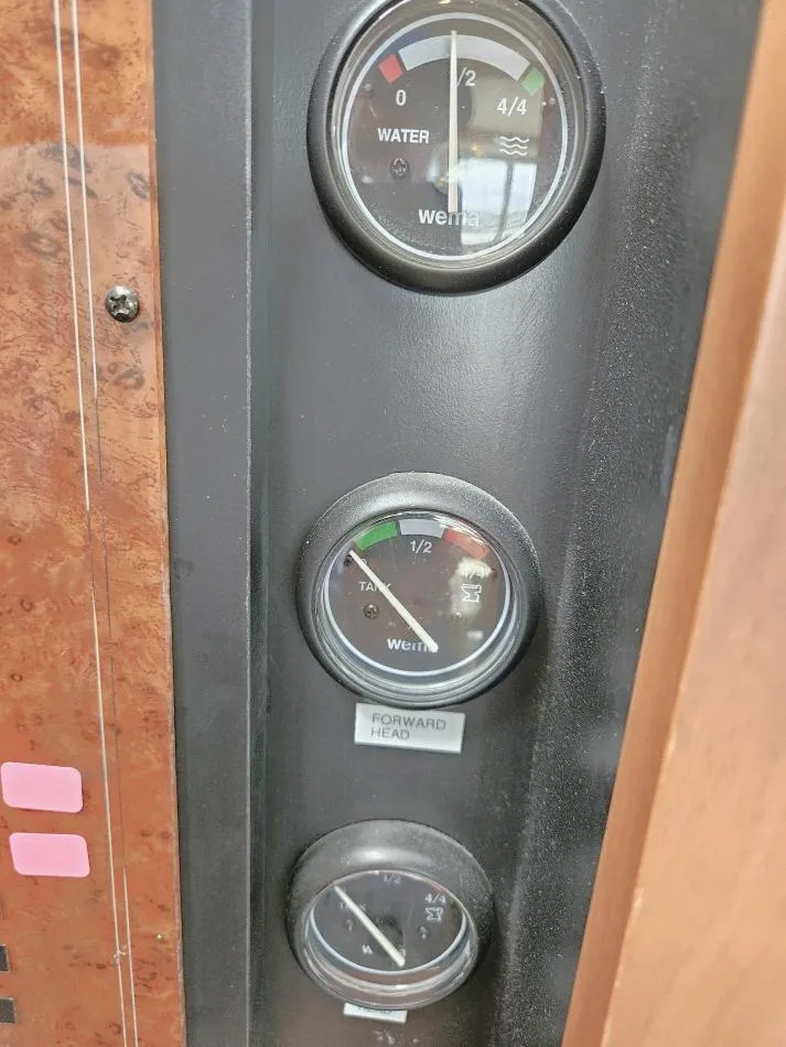 Slide: The Image of Silverton 43 Motor Yacht 2004 - 68