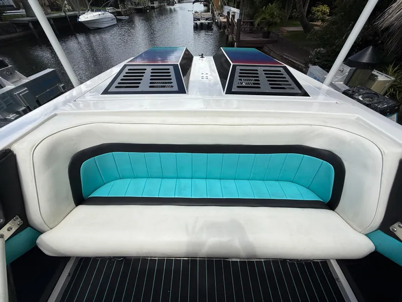 Slide: The Image of Wellcraft Scarab 38 KV 1988 - 58