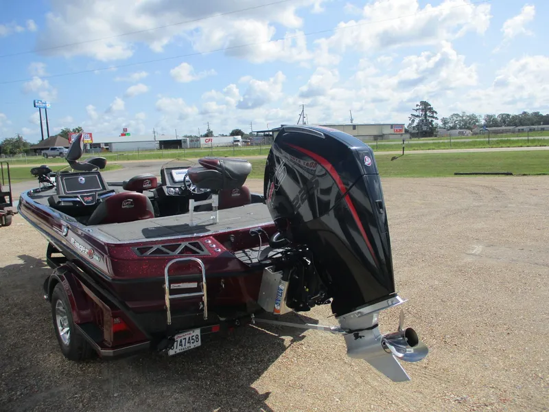 Slide: The Image of 2019 Ranger Z519L boat with powerful outboard motor on a sunny day. - 4