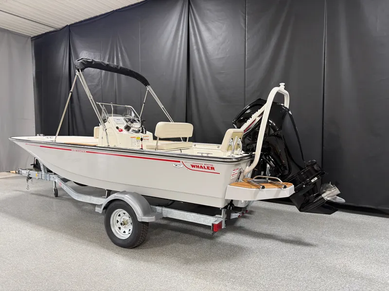 Slide: The Image of Boston Whaler 170 Montauk 2026 - 3