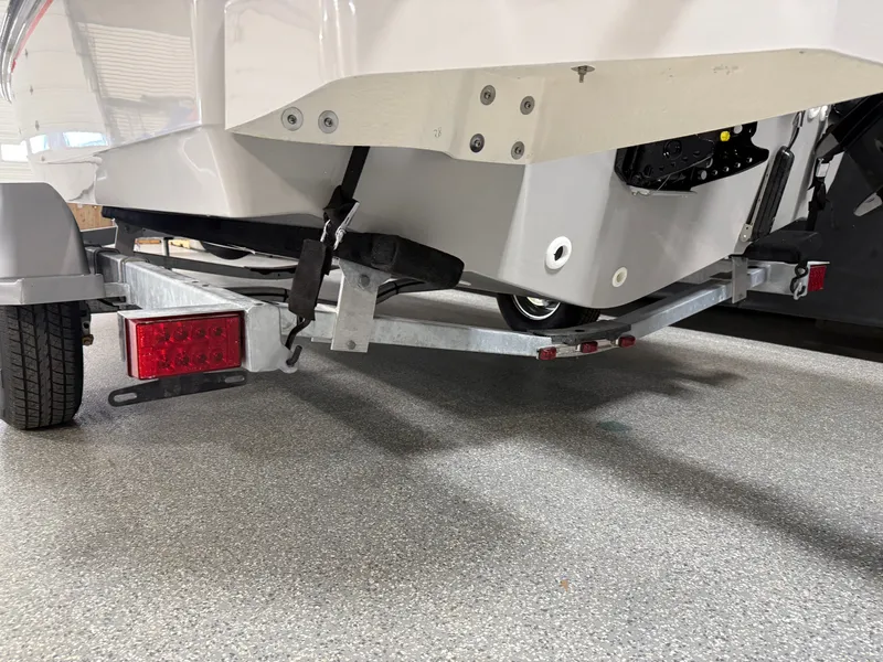 Slide: The Image of Boston Whaler 170 Montauk 2026 - 44
