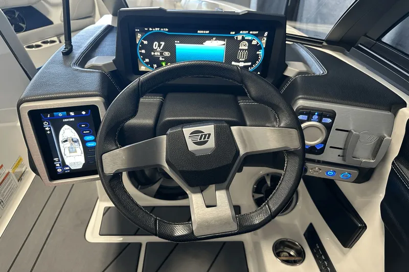 Slide: The Image of Malibu Wakesetter 21 VLX 2021 - 46