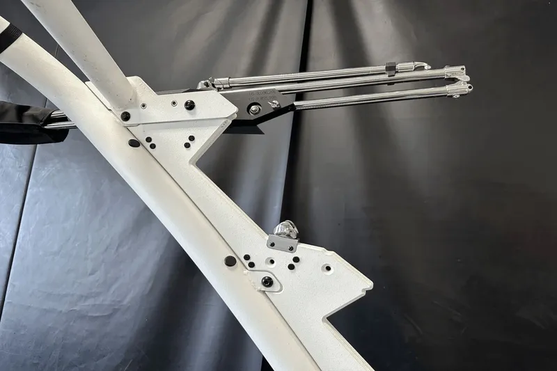 Slide: The Image of Malibu Wakesetter 21 VLX 2021 - 62