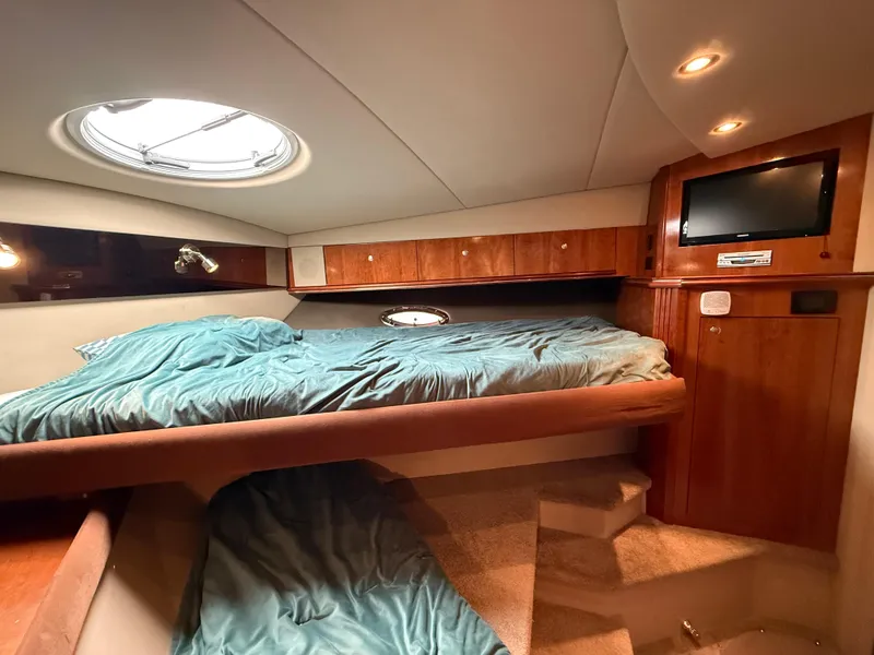 Slide: The Image of Cruisers Yachts 460 Express 2006 - 16