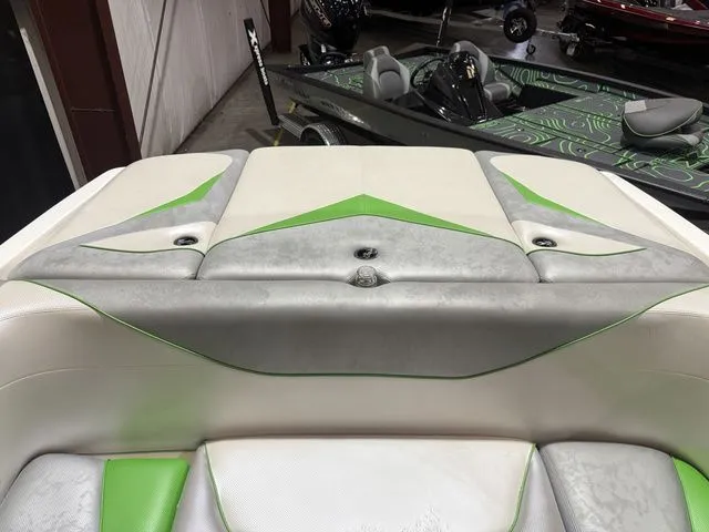 Slide: The Image of Supreme S21 2014 - 17