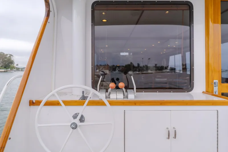 Slide: The Image of Vic Franck pilothouse 1984 - 52