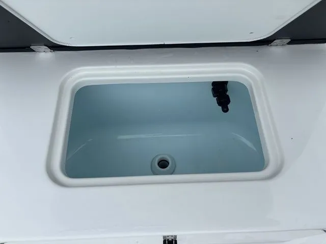 Slide: The Image of Parker Marine 210 Coastal CC 2026 - 15