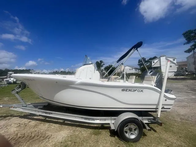 Slide: The Image of Sea Fox 186 Commander 2015 - 3