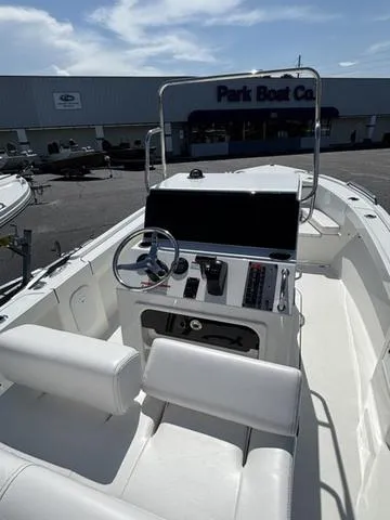 Slide: The Image of Parker Marine 210 Coastal CC 2026 - 6