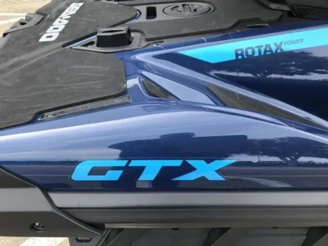 Slide: The Image of Sea-Doo GTX 230 2025 - 4
